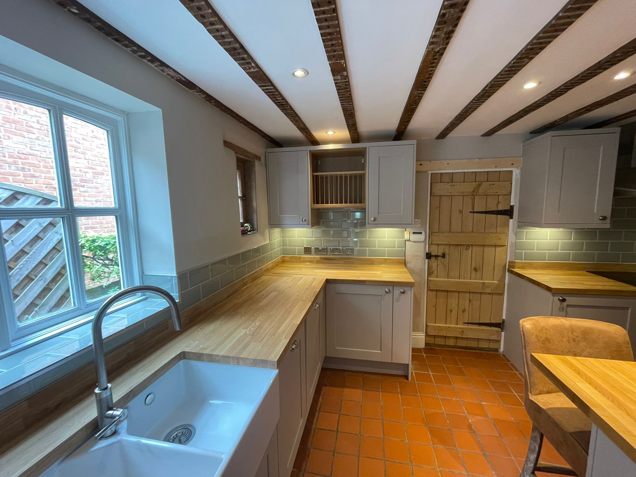 Durable Vinyl Shaker Kitchen in Chilton Cottage