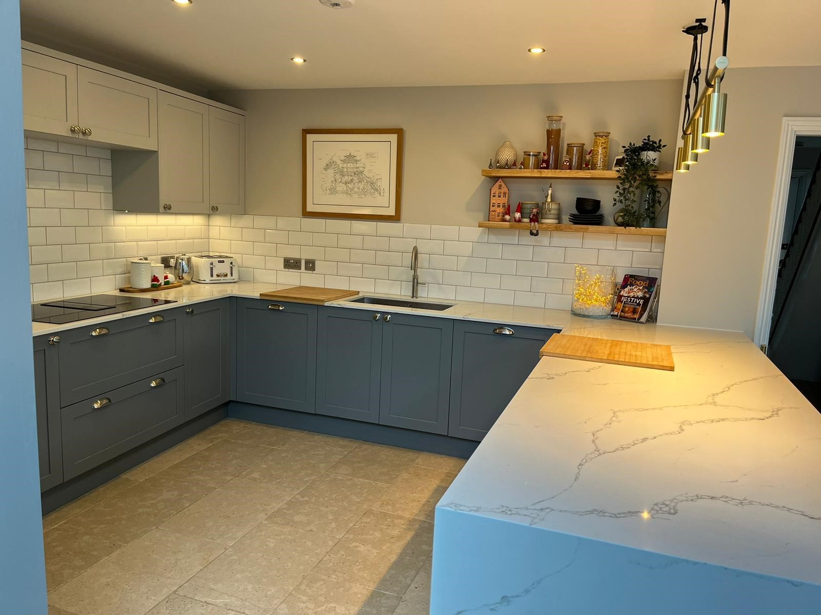 Painted Shaker Kitchen in Crowmarsh