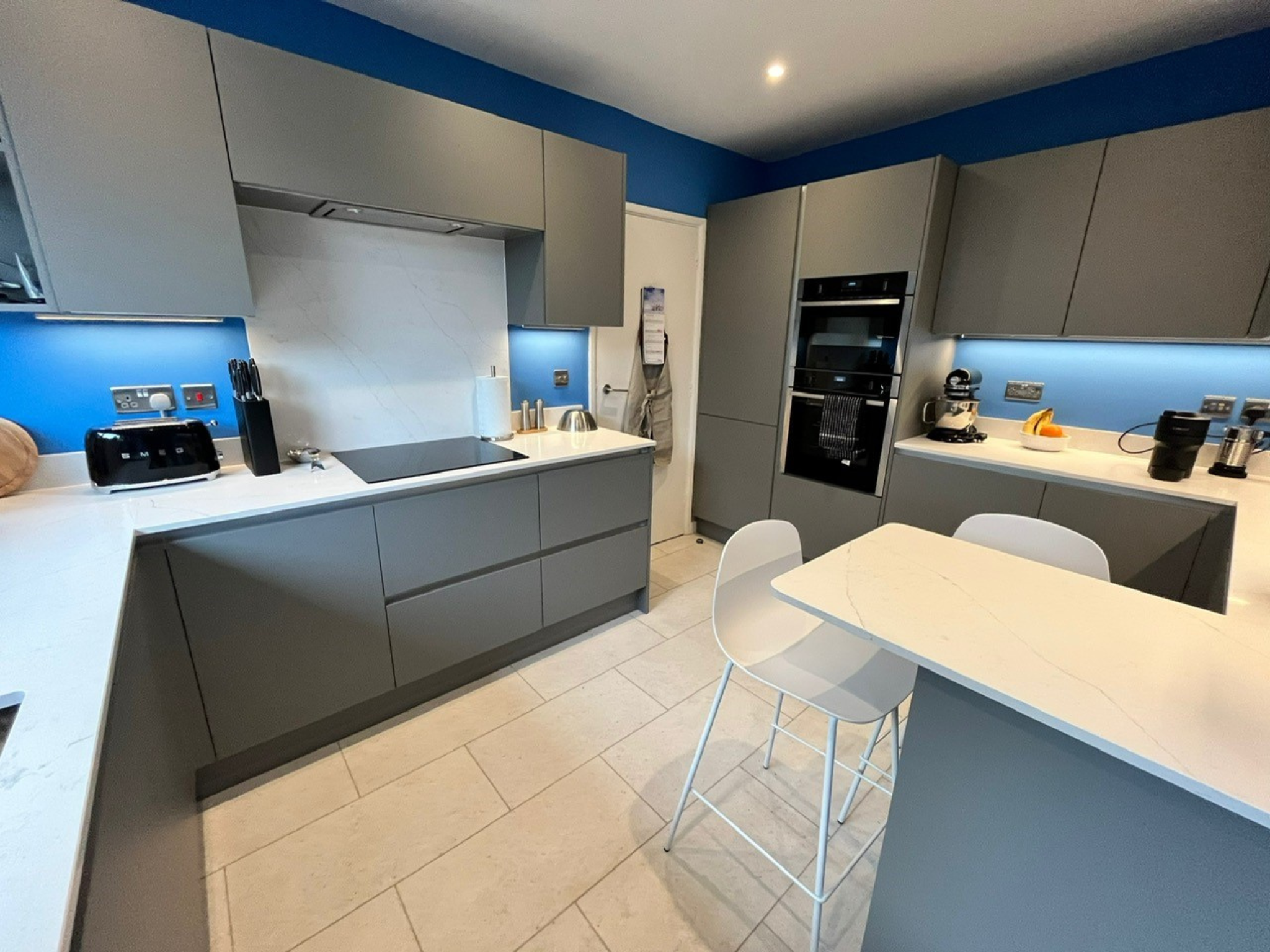 Modern Rail Kitchen in Goring